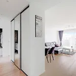 Spacious Apartment- 3br 6p - شقة شارينتو لو بو